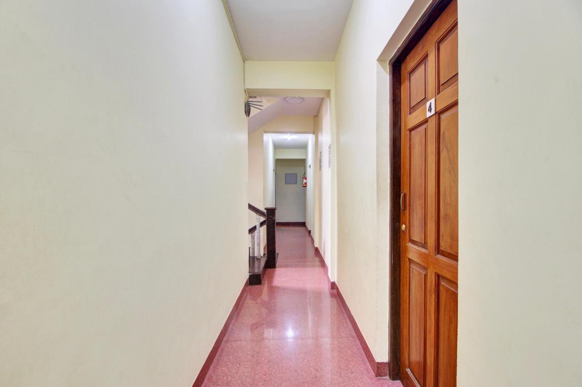 Hotel O Ferns Guest House Calangute Buitenkant foto