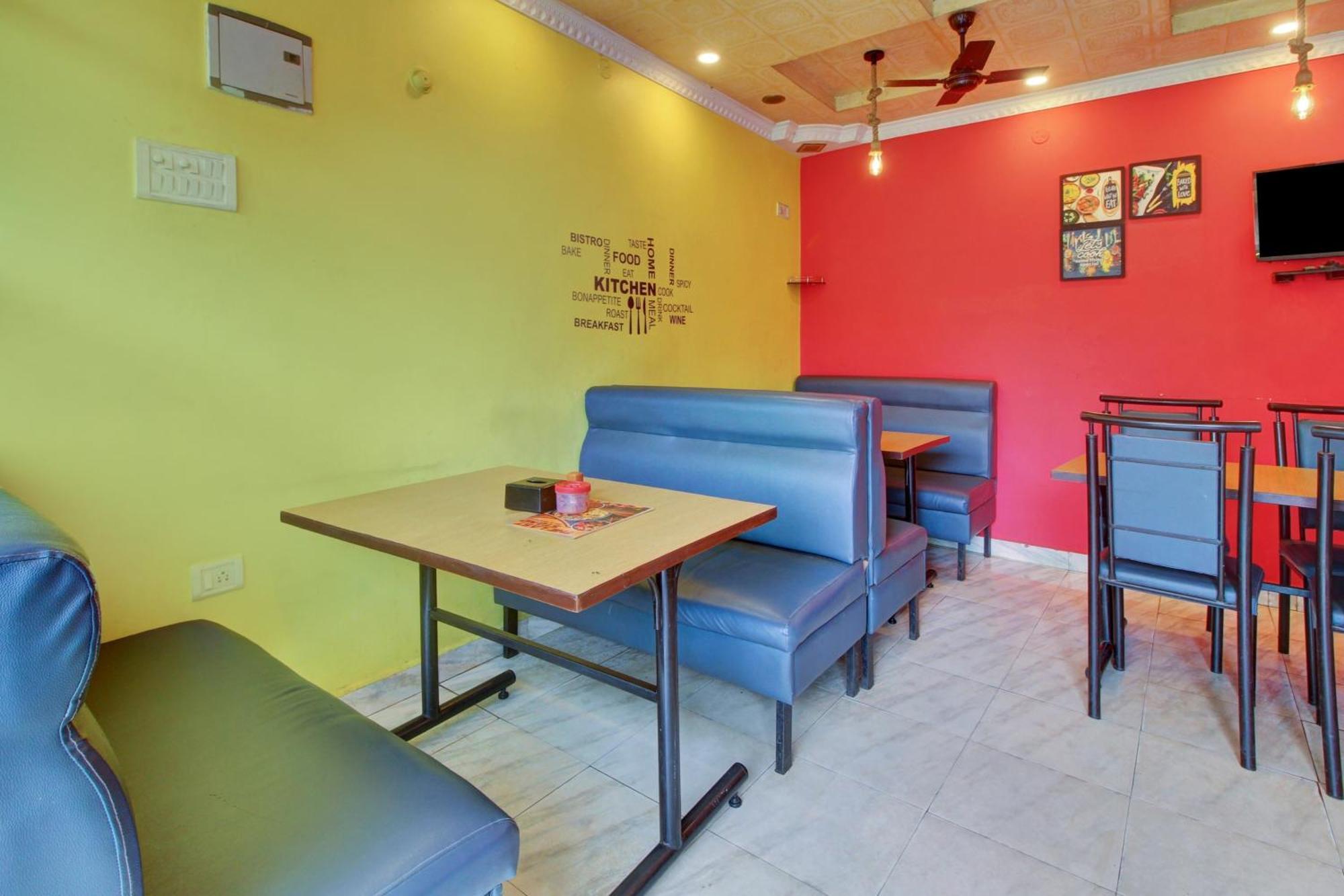Hotel O Ferns Guest House Calangute Buitenkant foto